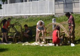 I STONAT SE DÁ S ÚSMĚVEM  aneb červen 2015 na dětském oddělení   